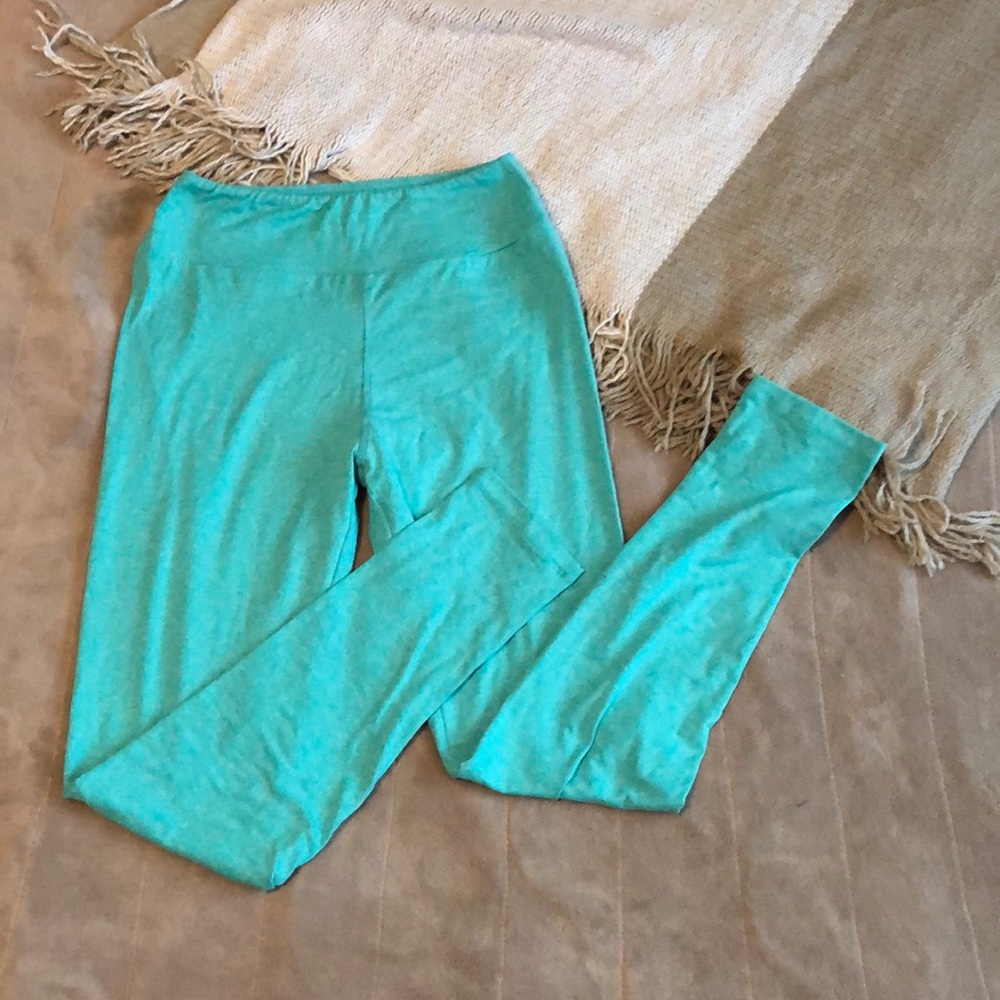 Lularoe green leggings OS